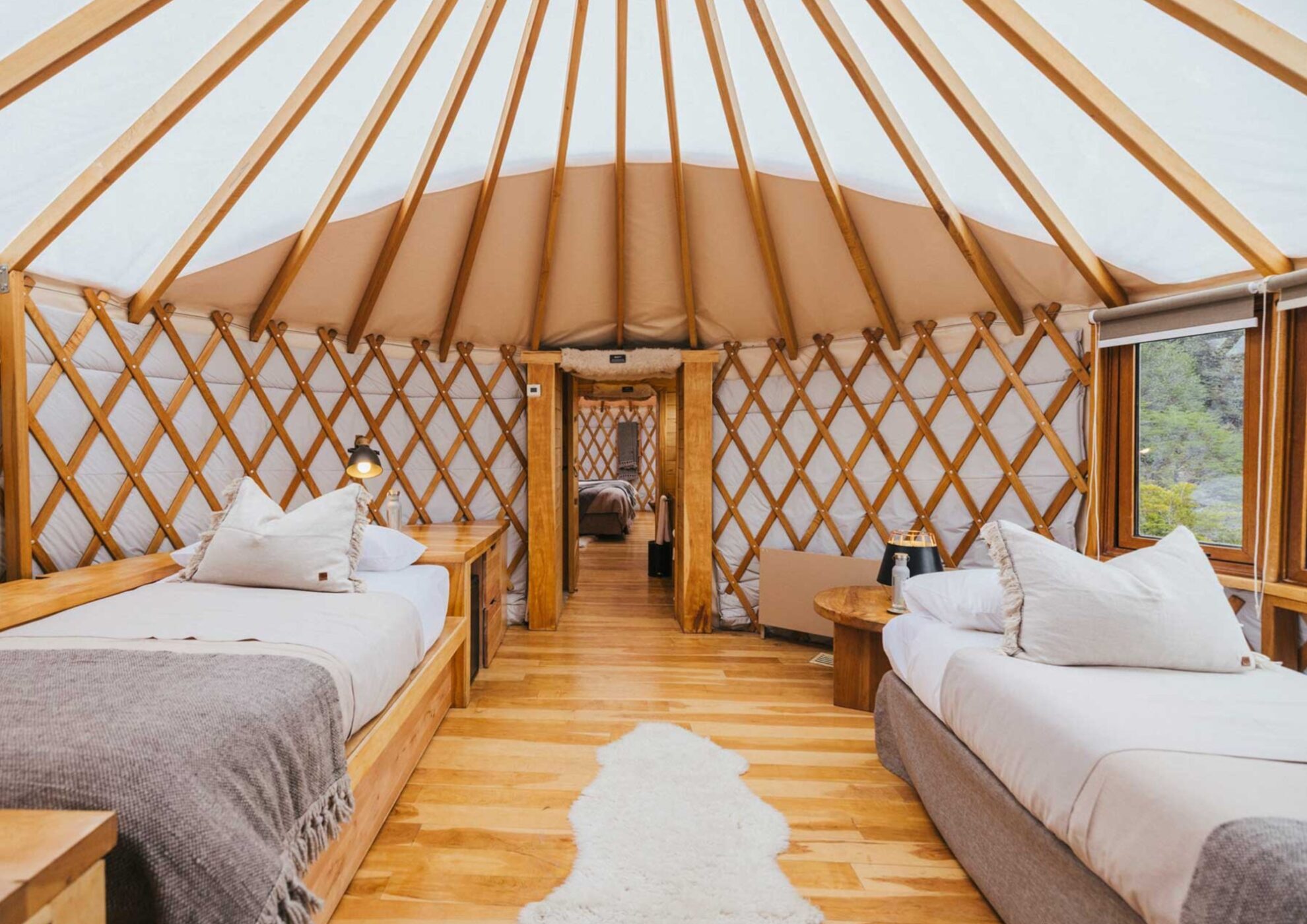 yurt_family